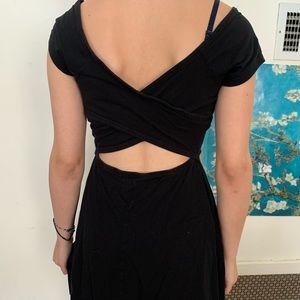 Black criss cross back comfortable summer dress